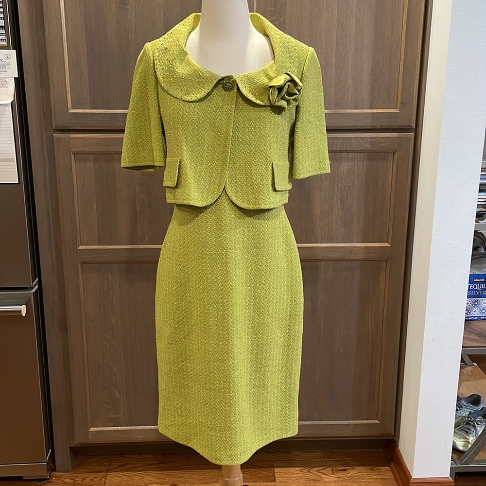 ST. JOHN DRESS - Picture 17 of 17